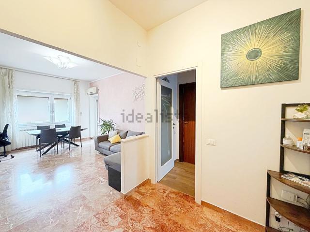 Appartamento in vendita di 98 m² in Via Giovanni del Pian dei Carpini