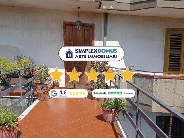 Appartamento in vendita di 98 m² in Via Giacomo Matteotti