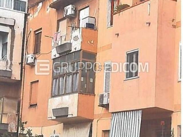 Appartamento in vendita di 98 m² in Via Giuseppe Piazza