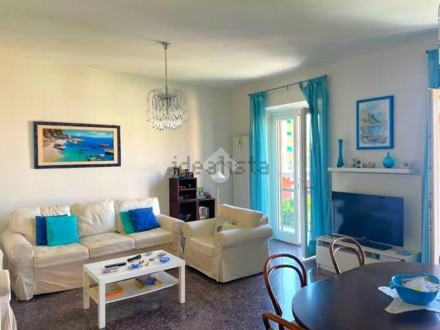 Appartamento in vendita di 98 m² in Via Innocenzo Frugoni, 19