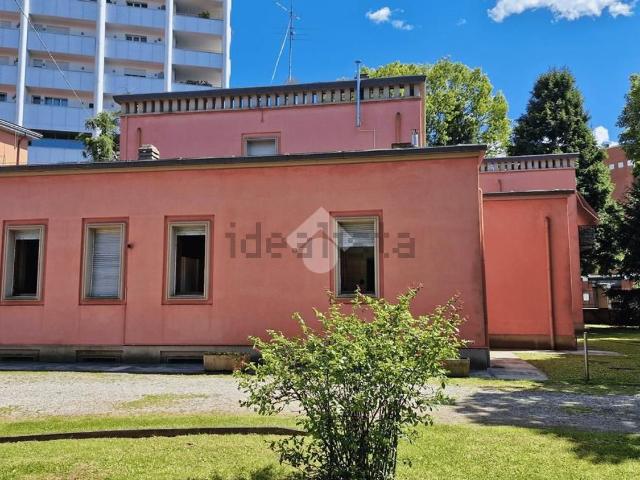 Appartamento in vendita di 98 m² in Via L. Riva, 17