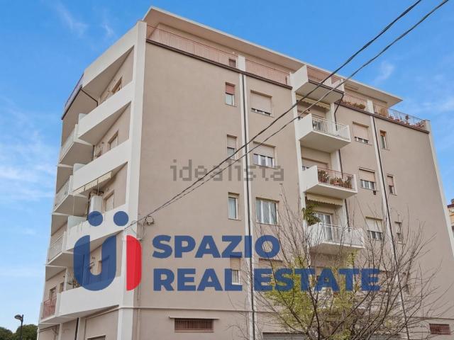 Appartamento in vendita di 98 m² in Via Lago di Canterno, 28