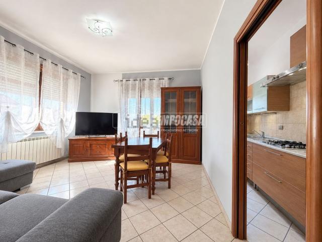 Appartamento in vendita di 98 m² in Via Luigi Tenco