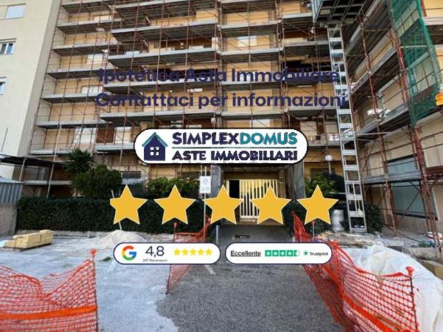 Appartamento in vendita di 98 m² in Via Mafalda di Savoia