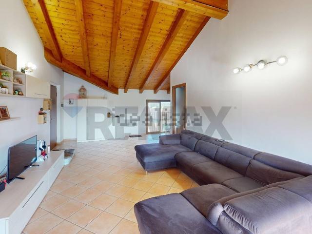 Appartamento in vendita di 98 m² in Via Mario Luponi, 6