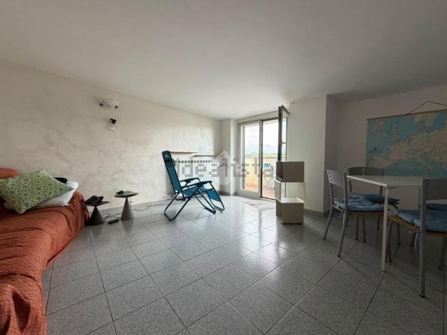 Appartamento in vendita di 98 m² in Via Michelangelo Buonarroti, 22