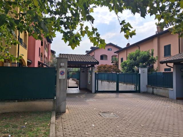 Appartamento in vendita di 98 m² in Via Monte Grappa