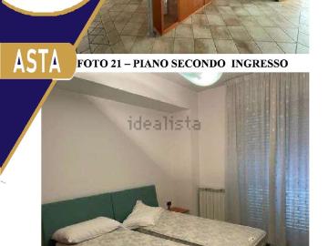 Appartamento in vendita di 98 m² in Via Nazionale, 39
