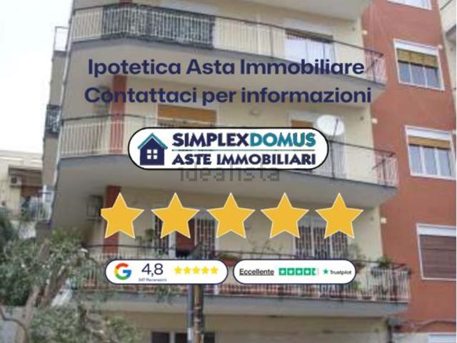 Appartamento in vendita di 98 m² in Via Novara