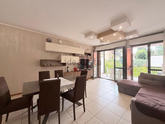 Appartamento in vendita di 98 m² in Via Papa Giovanni XXIII, 19