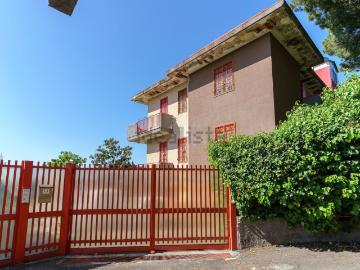 Appartamento in vendita di 98 m² in Via Pigno de Marco, 9