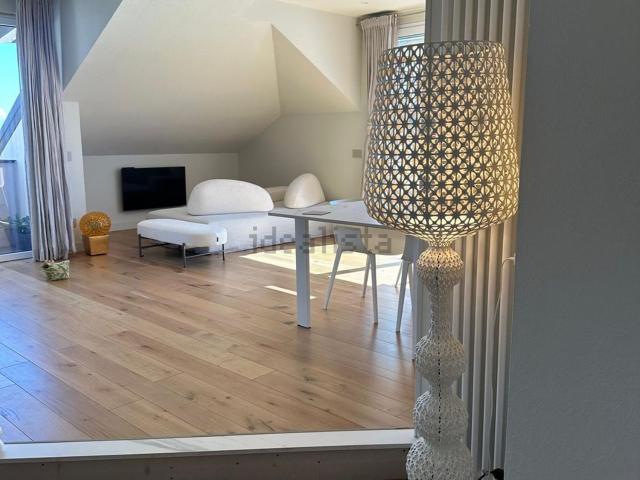 Appartamento in vendita di 98 m² in Via Privata Bozzo Costa, 119