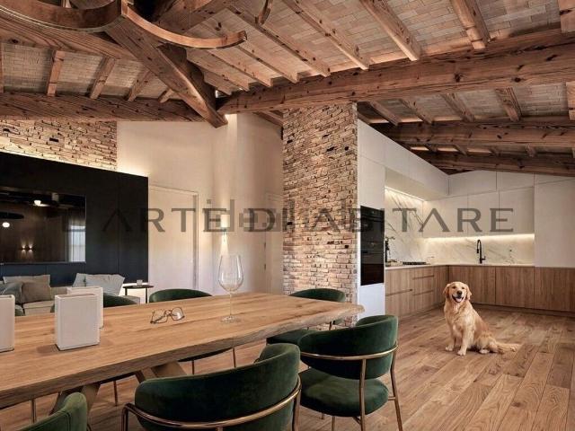 Appartamento in vendita di 98 m² in Via Roma, 73