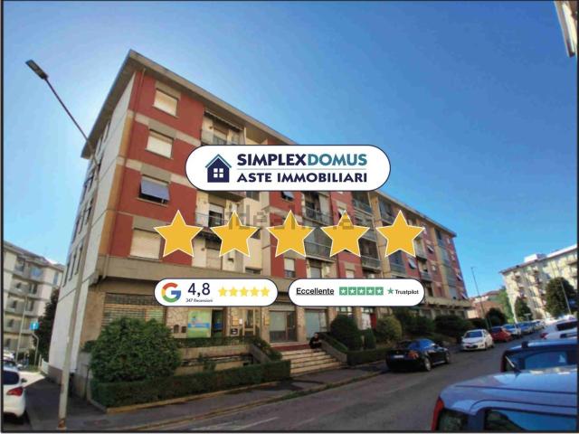 Appartamento in vendita di 98 m² in Via Sante Tani