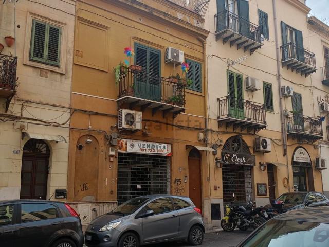 Appartamento in vendita di 98 m² in Via Sampolo, 456