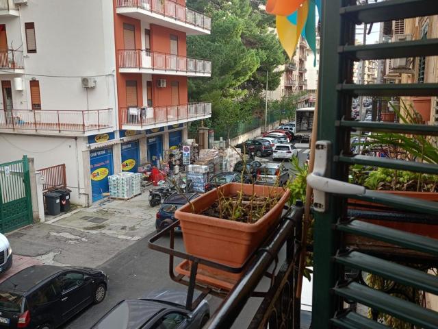 Appartamento in vendita di 98 m² in Via Sampolo, 456