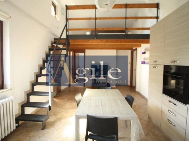 Appartamento in vendita di 98 m² in Via Salaria, 186