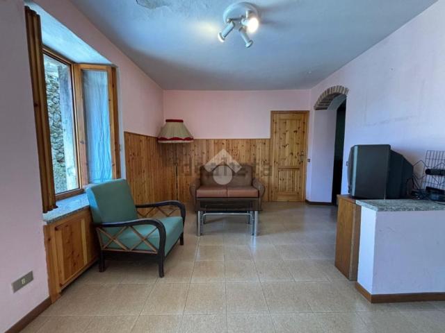 Appartamento in vendita di 98 m² in Via Sottoripa, 8