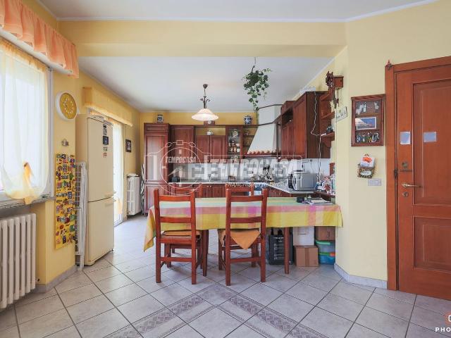 Appartamento in vendita di 98 m² in Viale Enrico Toti
