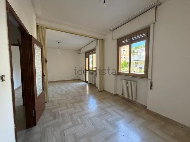Appartamento in vendita di 98 m² in Viale IV Novembre, 54