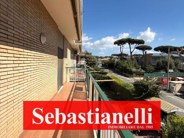 Appartamento in vendita di 98 m² in Viale Stella Marina, 28