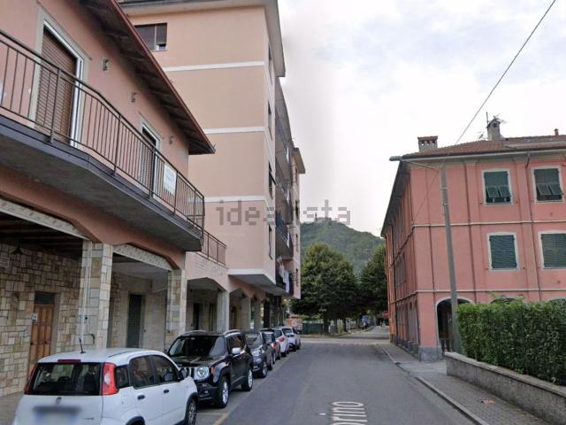 Appartamento in vendita di 98 m² in Viale Torino, 4