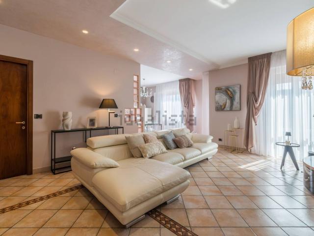 Appartamento in vendita di 98 m²