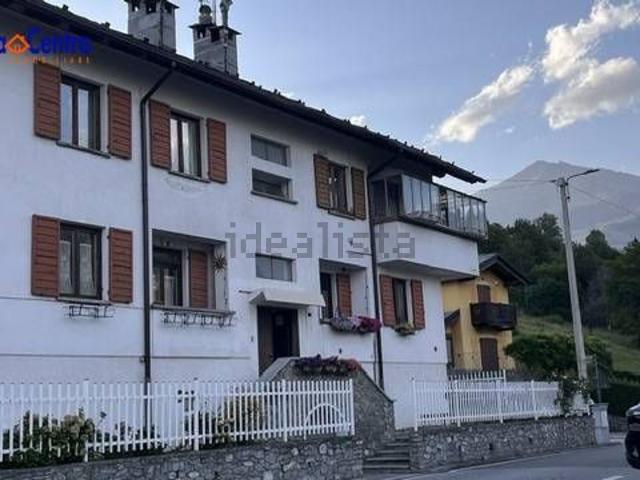 Appartamento in vendita di 99 m² in Frazione Chez Sentin, 12