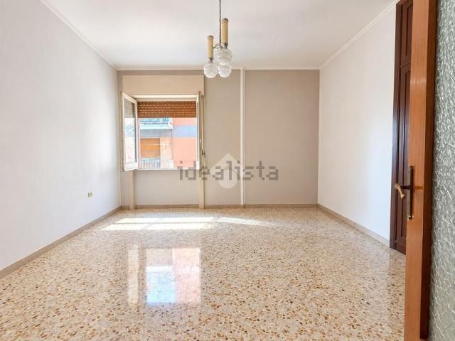 Appartamento in vendita di 99 m² in Via Tenente Marco Pittoni, 54