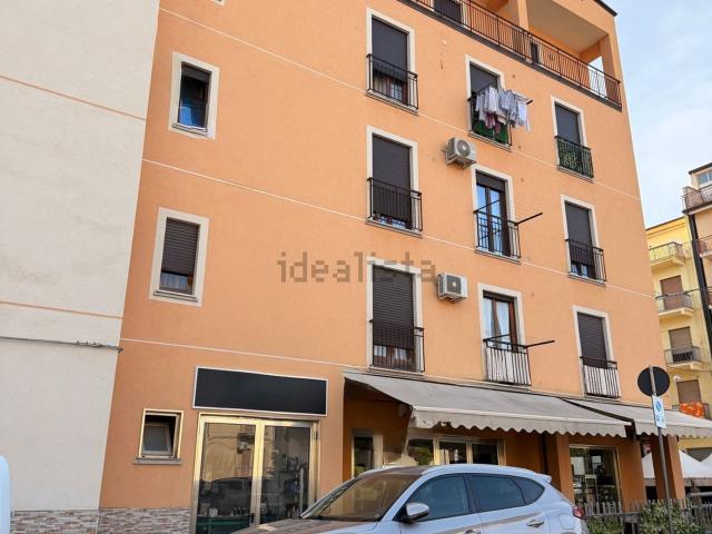 Appartamento in vendita di 99 m² in Via Vittorio Veneto, 2