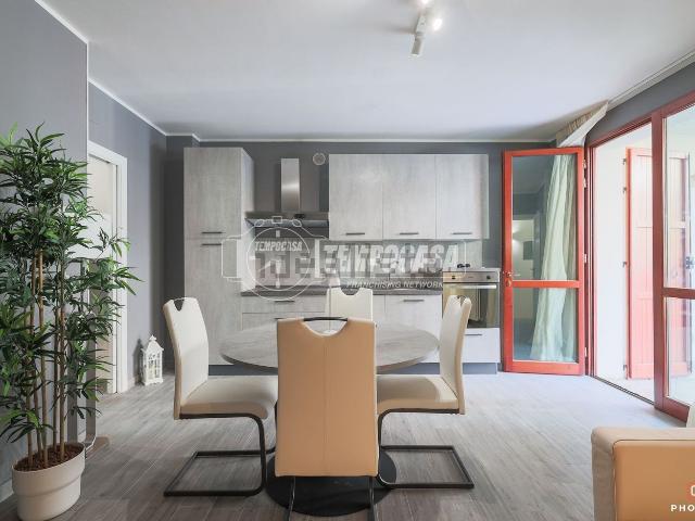 Appartamento in vendita di 99 m² in Via Attilio Orioli