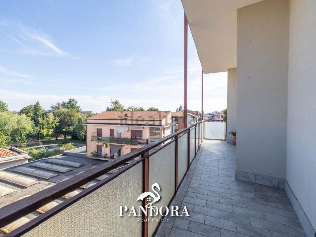 Appartamento in vendita di 99 m² in Via Carducci, 18