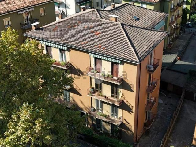 Appartamento in vendita di 99 m² in Via Colonnello Giovanni Fincato, 43