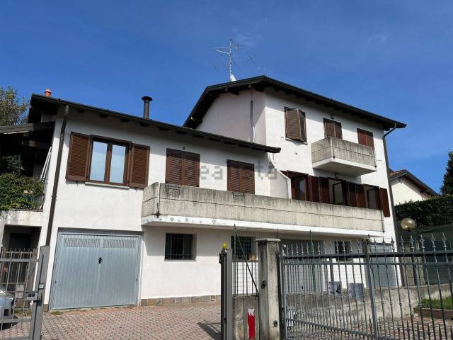 Appartamento in vendita di 99 m² in Via dei Gelsi, 5