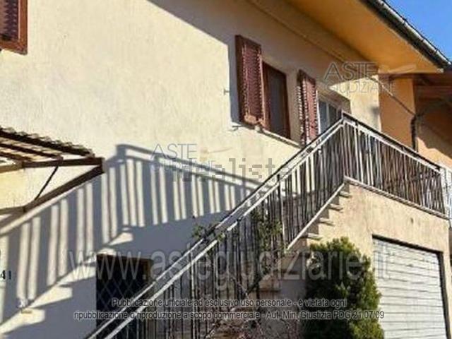 Appartamento in vendita di 99 m² in Via della Foca, 41