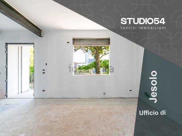 Appartamento in vendita di 99 m² in Via Eraclea, 17