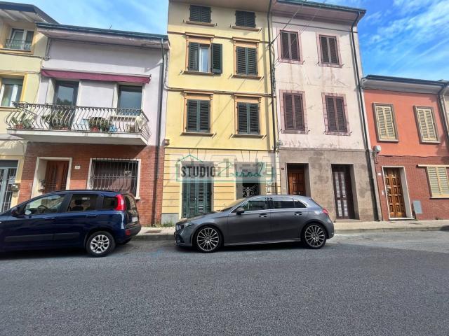 Appartamento in vendita di 99 m² in Via Felice Cavallotti