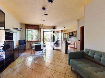 Appartamento in vendita di 99 m² in Via Fiume Montone
