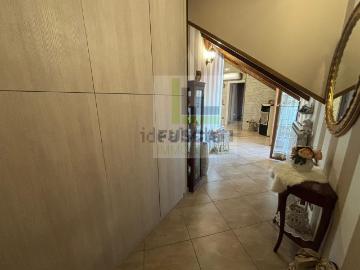 Appartamento in vendita di 99 m² in Via Francesco Crispi, 156