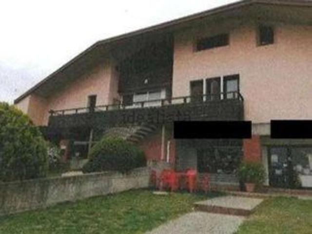 Appartamento in vendita di 99 m² in Via Giacomo Matteotti, 3