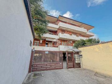 Appartamento in vendita di 99 m² in Via Giuseppe Garibaldi, 42