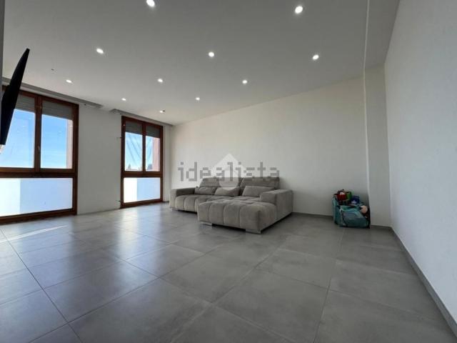 Appartamento in vendita di 99 m² in Via Giuseppe Mazzini, 1