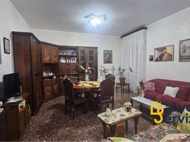 Appartamento in vendita di 99 m² in Via Italia