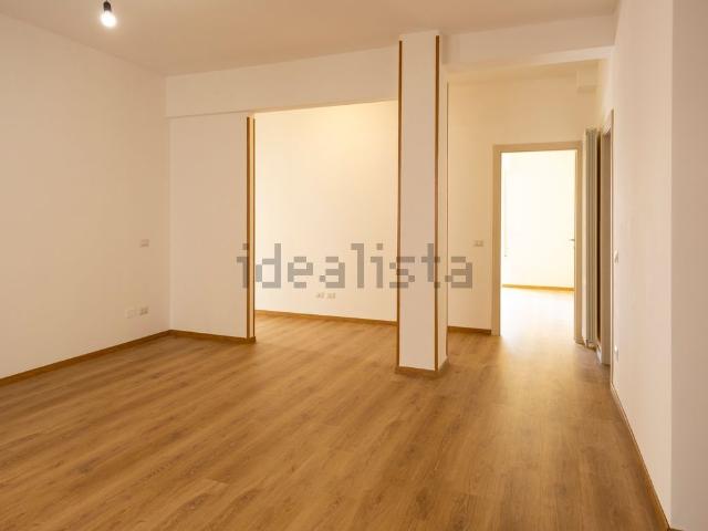 Appartamento in vendita di 99 m² in Via IV Novembre, 106