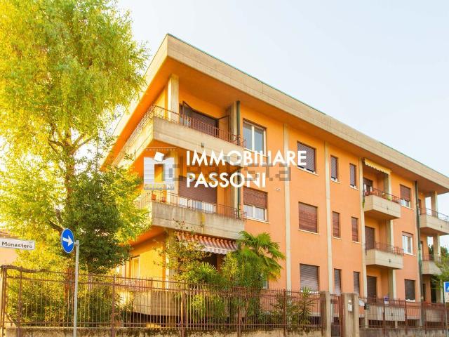 Appartamento in vendita di 99 m² in Via Monastero
