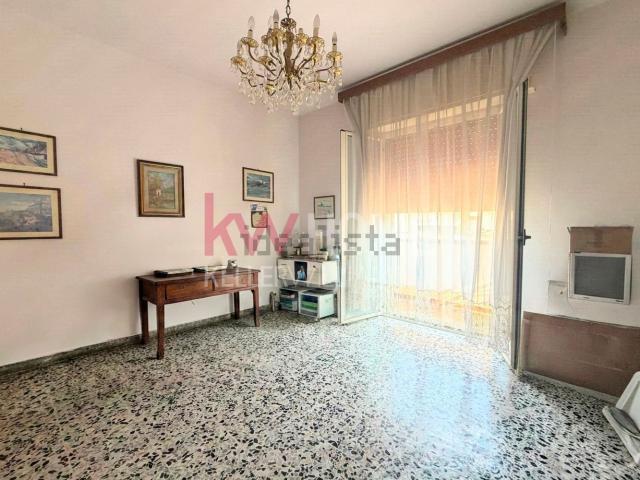 Appartamento in vendita di 99 m² in Via Nicola Furnari, 32