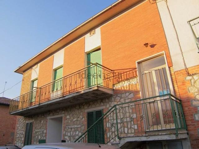 Appartamento in vendita di 99 m² in Via Novara