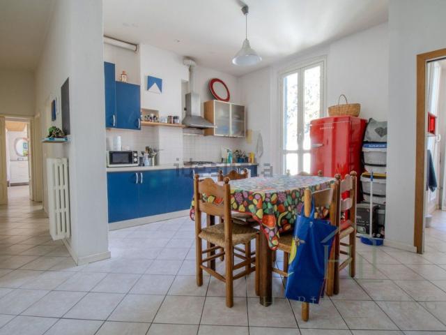 Appartamento in vendita di 99 m² in Via Piero Maroncelli, 24