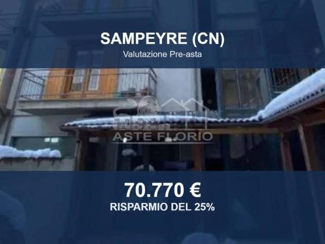 Appartamento in vendita di 99 m² in Via Roma, 49