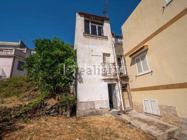 Appartamento in vendita di 99 m² in Via Santa Lucia, 1